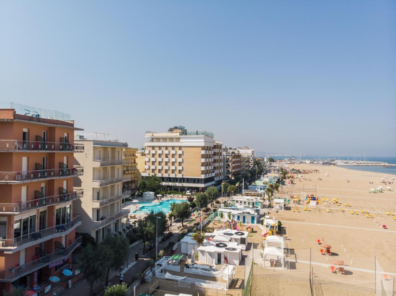 Hotel International Gabicce Mare Exterior photo